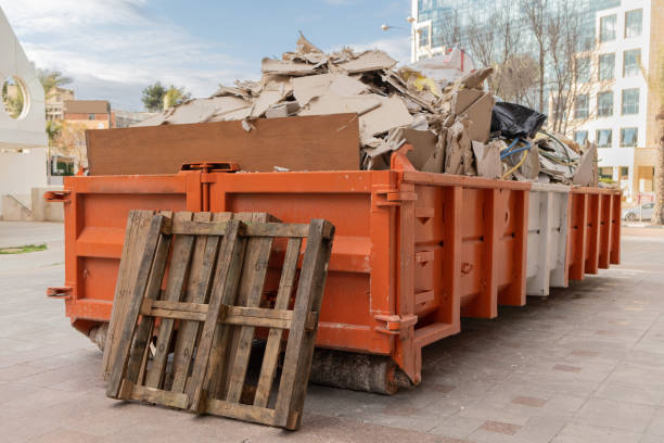 Best Yard Cleanup Services  in Aliquip, PA